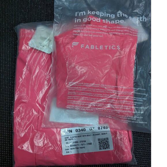 Fabletics Size L Skirt Sports Bra 2 Piece Outfit Set Tenniscore Challengers - Picture 6 of 10